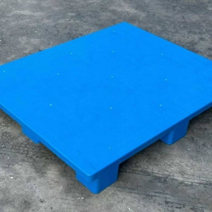 云南九脚平板塑料卡板批发