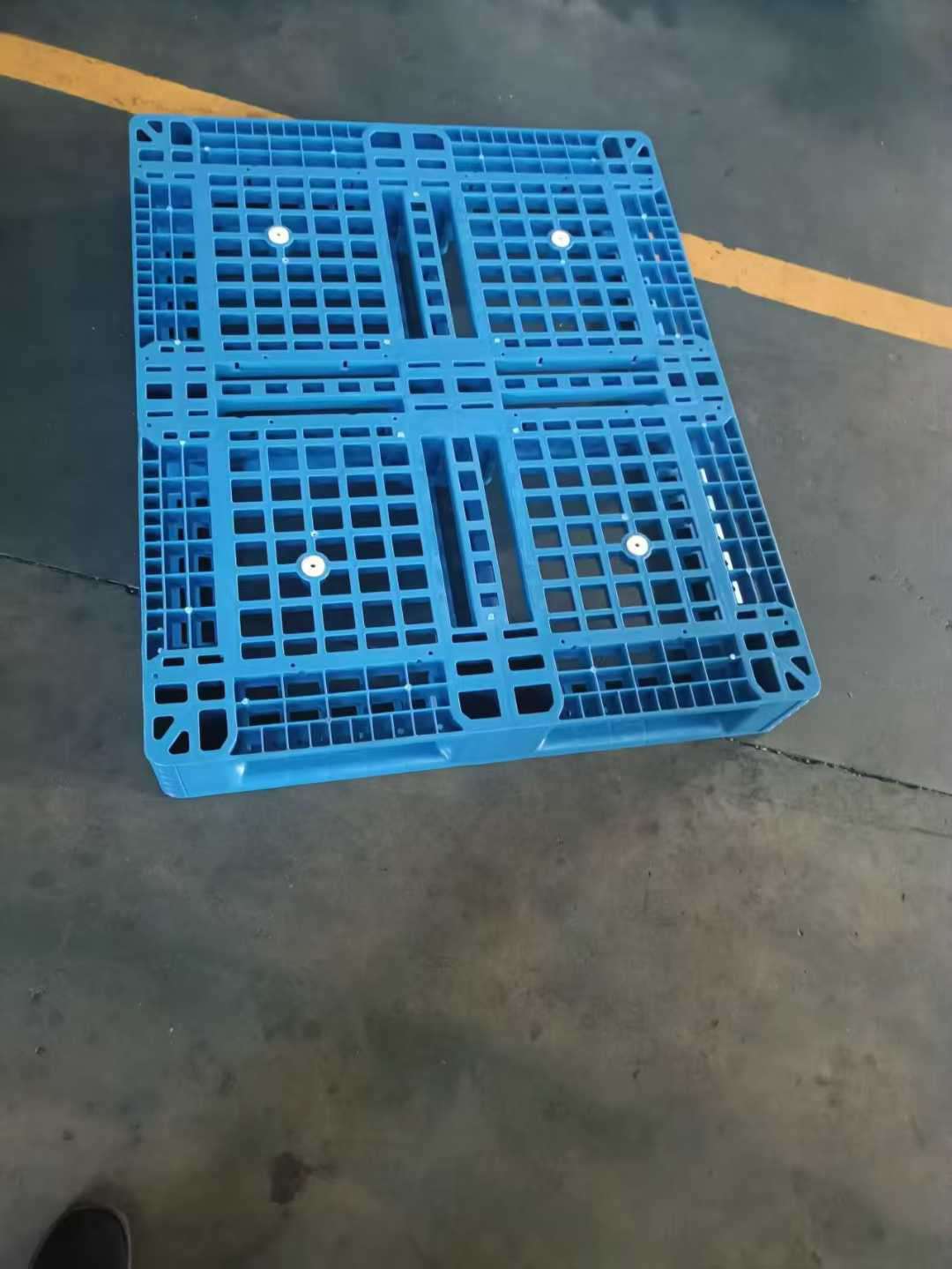 昆明自动化仓库田字网格托盘(图1)