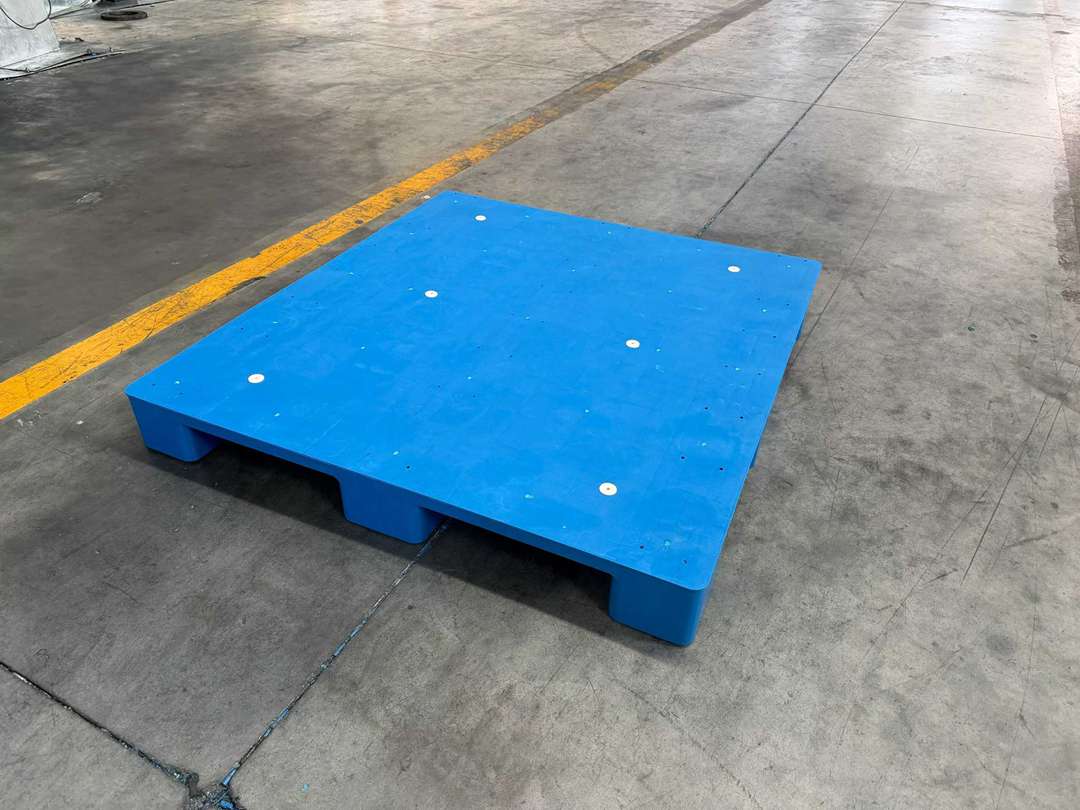 云南昆明九脚平板防滑托盘定制(图1)